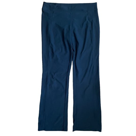 L.L. Bean Pants & Jumpsuits Ll Bean Straight Leg Yoga Pants W Back